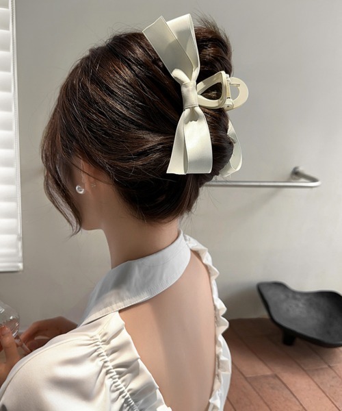 Miniministore(ミニミニストア)の「ヘアクリップ バンスクリップ リボン(バレッタ/ヘアクリップ・レディース・ブラック系2/ブラック系3/ブラック系1/オフホワイト・FREE)」の15枚目の写真