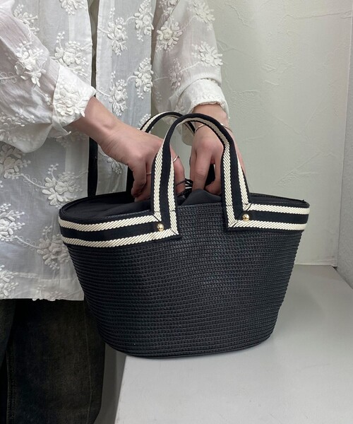 fredy emue（フレディエミュ）の「テープハンドルPPブレードバッグ（トートバッグ・レディース・ベージュ/ブラック・FREE）」の7枚目の写真