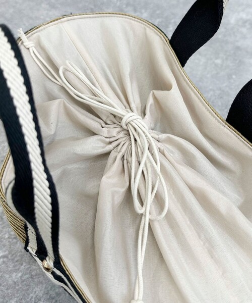 fredy emue（フレディエミュ）の「テープハンドルPPブレードバッグ（トートバッグ・レディース・ベージュ/ブラック・FREE）」の14枚目の写真