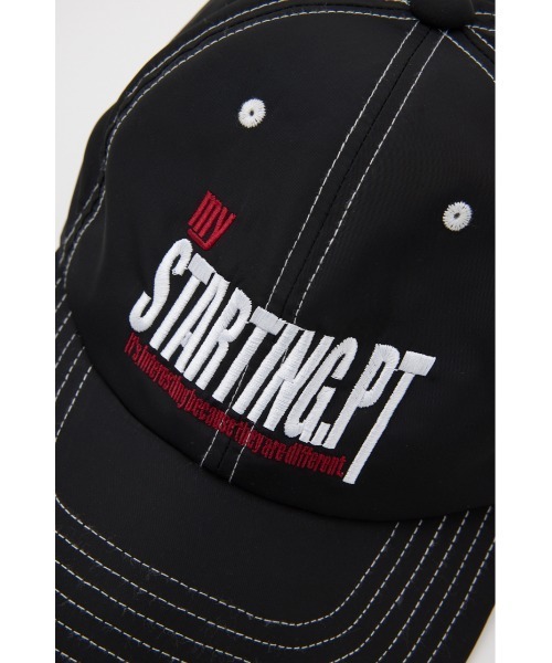 SLY（スライ）の「BI COLOR STITCH LOGO CAP バイカラー ステッチ ロゴ キャップ（キャップ・レディース・ブラック/ブラウン・FREE）」の9枚目の写真