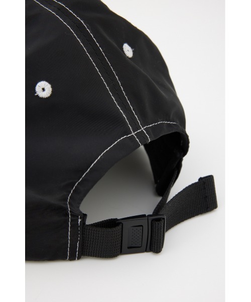 SLY（スライ）の「BI COLOR STITCH LOGO CAP バイカラー ステッチ ロゴ キャップ（キャップ・レディース・ブラック/ブラウン・FREE）」の10枚目の写真