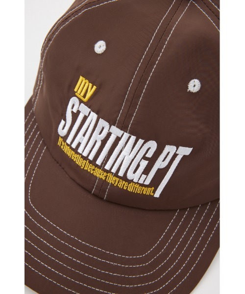 SLY（スライ）の「BI COLOR STITCH LOGO CAP バイカラー ステッチ ロゴ キャップ（キャップ・レディース・ブラック/ブラウン・FREE）」の19枚目の写真