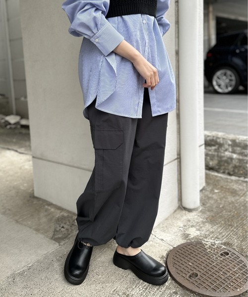 LEPSIM（レプシィム）の「コットンナイロンミリタリーカーゴパンツ　107975（カーゴパンツ・レディース・カーキ/アイボリー/チャコールグレー・FREE）」の19枚目の写真