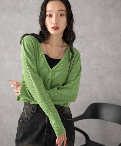 WEGO（ウィゴー）の「WEGO/カラーリブショートカーデ（カーディガン/ボレロ・レディース・ブラック/オフホワイト/ブルー/レッド/グリーン・FREE）」の3枚目の写真