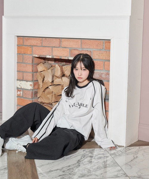 ANDGEEBEE（アンジービー）の「UNISEX ユニフォームロゴロンT（Tシャツ/カットソー・レディース・チャコールグレー/ホワイト・FREE）」の18枚目の写真