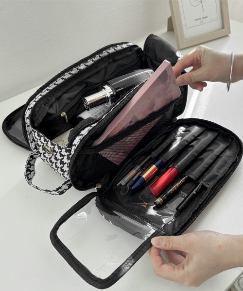 Miniministore（ミニミニストア）の「大容量トラベルコスメポーチ 持ち運び収納（ポーチ・レディース・ピンク/モカ/オフホワイト/ブラック/ハウンドトゥース・FREE）」の22枚目の写真
