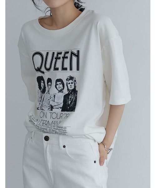 Re:EDIT(リエディ)の「QUEENオーバーサイズピグメントバンドロック半袖Tシャツ(Tシャツ/カットソー・レディース・チャコールグレー/ホワイト・MEDIUM/LARGE)」の5枚目の写真
