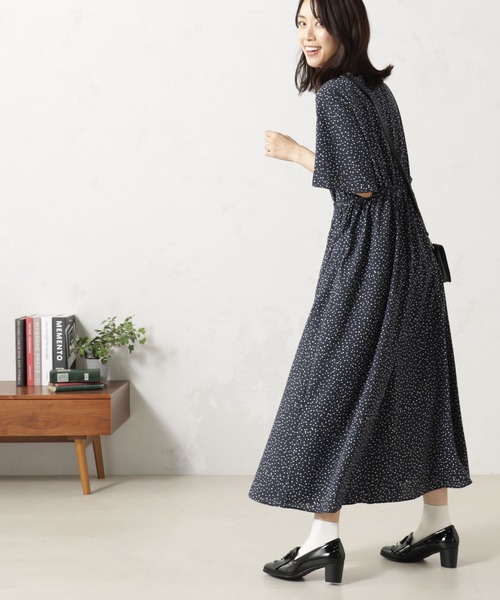 【新品タグ付き】お呼ばれワンピース セール】 《ツインセット》刺繍シアートップス×キャミワンピース