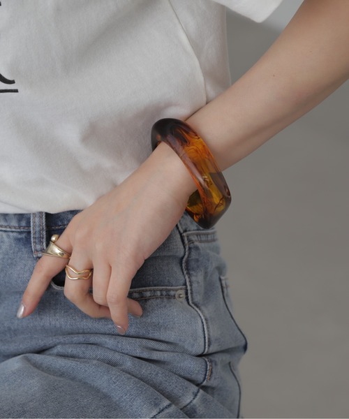 FREE'S MART（フリーズマート）の「◆サークルカラーバングル（バングル/リストバンド・レディース・ブラウン/グリーン・ﾌﾘ-）」の2枚目の写真