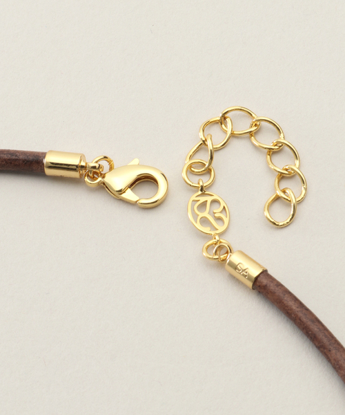 JOURNAL STANDARD(ジャーナルスタンダード)の「【SANDRALEXANDRA】Baroque Pearl Charm on Br BAROQUE PEARL&LEATHE(チョーカー・レディース・ブラウン・FREE)」の4枚目の写真