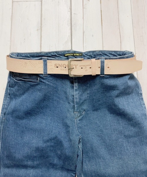 SNOOPY×OLD BETTY'S（スヌーピーカケルオールドベティーズ）の「【日本製】スヌーピー 【SNOOPY】 Embossed Leather Belt(D-Surf柄)（ベルト・レディース・ブラック/ナチュラル/ブラウン/キャメル・FREE）」の3枚目の写真