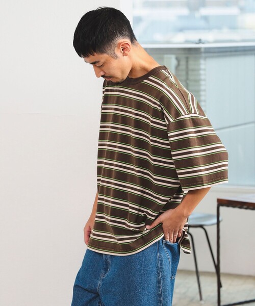 B:MING by BEAMS（ビーミングバイビームス）の「B:MING by BEAMS / フェード ボーダー ビッグシルエット Tシャツ（Tシャツ/カットソー・メンズ・ブラウン/ネイビー・LARGE/MEDIUM/SMALL/X-LARGE）」の5枚目の写真