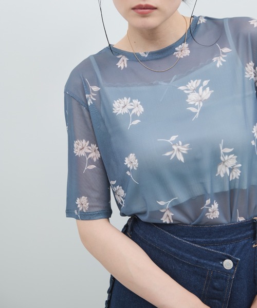 paravion（パラビオン）の「シアー花柄半袖トップス（その他トップス・レディース・ブルー/ベージュ・FREE）」の3枚目の写真