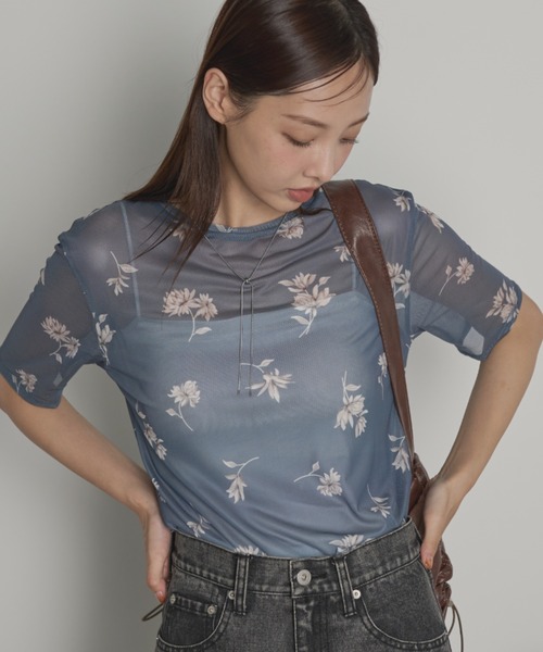 paravion（パラビオン）の「シアー花柄半袖トップス（その他トップス・レディース・ブルー/ベージュ・FREE）」の21枚目の写真