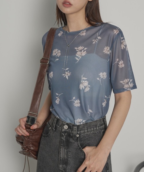 paravion（パラビオン）の「シアー花柄半袖トップス（その他トップス・レディース・ブルー/ベージュ・FREE）」の22枚目の写真