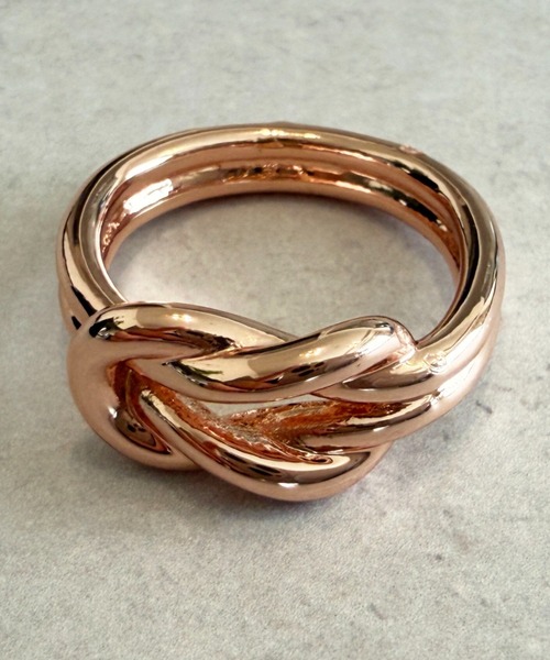 SHIZUTA（シズタ）の「SZT:　スカーフリング（バンダナ/スカーフ・レディース・シルバー/シルバー系その他/シルバー系その他2/シルバー系その他3/ゴールド系その他4/ゴールド系その他2/ゴールド系その他3/ゴールド系/ゴールド系3/シルバー系その他4/ゴールド系その他5/ゴールド/ピンクゴールド/ゴールド系その他/ゴールド系5/ゴールド系2/シルバー系その他5/ゴールド系4・FREE）」の17枚目の写真