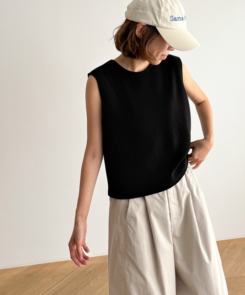 CANAL JEAN(キャナルジーン)の「El mar スムースクルーネックタンク(タンクトップ・レディース・ブラック/ホワイト/グレー/ブラウン・ONE SIZE)」の1枚目の写真