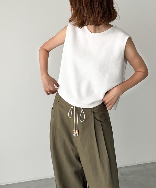 CANAL JEAN(キャナルジーン)の「El mar スムースクルーネックタンク(タンクトップ・レディース・ブラック/ホワイト/グレー/ブラウン・ONE SIZE)」の7枚目の写真