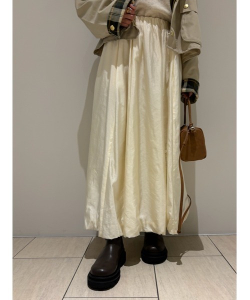 Mila Owen（ミラオーウェン）の「ウエストゴムシアーシャイニーバルーンスカート（スカート・レディース・アイボリー/ブラック/その他/ベージュ・0/1/00）」の22枚目の写真