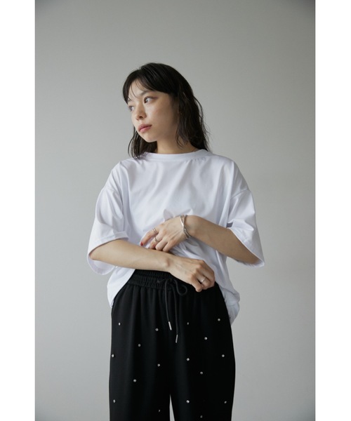 DRWCYS（ドロシーズ）の「バックシャンTシャツ（Tシャツ/カットソー・レディース・ブラック/ホワイト・FREE）」の3枚目の写真