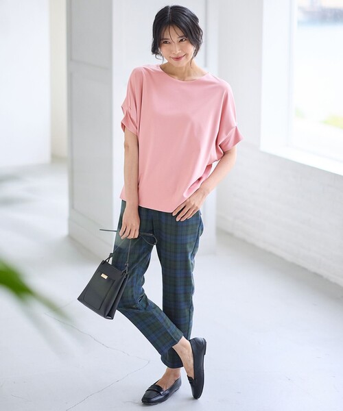 ANY(エニィ)の「ゆるシルエットドルマンプルオーバー(Tシャツ/カットソー・レディース・ネイビー系/ベージュ系/ピンク系/グリーン系・F)」の11枚目の写真