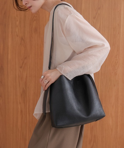 Bab（バブ）の「ポーチ付きワンハンドルショルダーバッグBAG（ショルダーバッグ・レディース・ベージュ/モカ/ブラック・ONESIZE）」の5枚目の写真