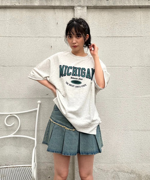 AS KNOW AS plus（アズノゥアズプラス）の「◇チェーン刺繍5分袖プルオーバー（Tシャツ/カットソー・レディース・ボルドー/スミクロ/オートミール/グリーン系/グレー系/アイボリー系・FREE）」の4枚目の写真