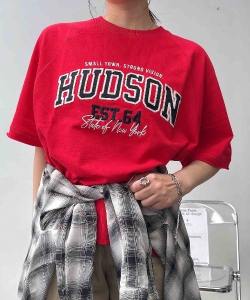 AS KNOW AS plus(アズノゥアズプラス)の「◇チェーン刺繍5分袖Tシャツ【UNISEX ITEM】(Tシャツ/カットソー・レディース・ボルドー/スミクロ/オートミール/グリーン系/グレー系/アイボリー系/グレー系1/アイボリー系1/ネイビー系1/レッド系1/グレー系2/サックスブルー系2/アイボリー系2/ピンク系2/グレー系3/ダークグリーン系3/ネイビー系3/アイボリー系3・FREE)」の18枚目の写真