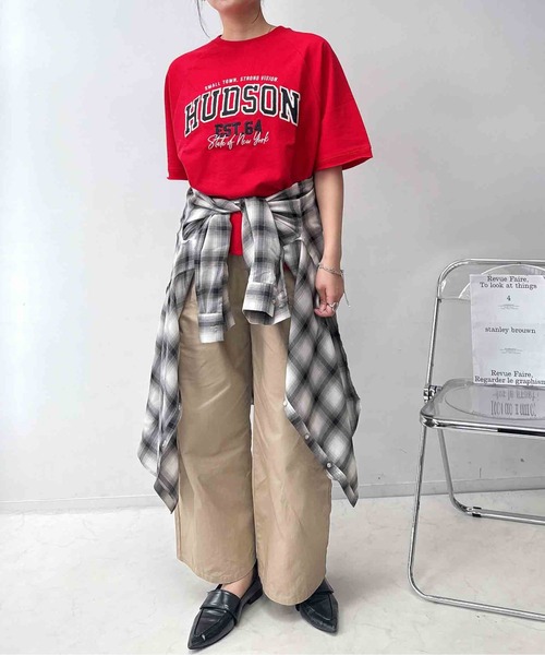 AS KNOW AS plus(アズノゥアズプラス)の「◇チェーン刺繍5分袖Tシャツ【UNISEX ITEM】(Tシャツ/カットソー・レディース・ボルドー/スミクロ/オートミール/グリーン系/グレー系/アイボリー系/グレー系1/アイボリー系1/ネイビー系1/レッド系1/グレー系2/サックスブルー系2/アイボリー系2/ピンク系2/グレー系3/ダークグリーン系3/ネイビー系3/アイボリー系3・FREE)」の21枚目の写真
