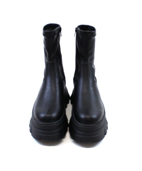 VIVIAN(ヴィヴィアン)の「極盛り厚底トラックソールストレッチショートブーツ(ブーツ・レディース・ブラック/シルバー・S/M/L)」の9枚目の写真