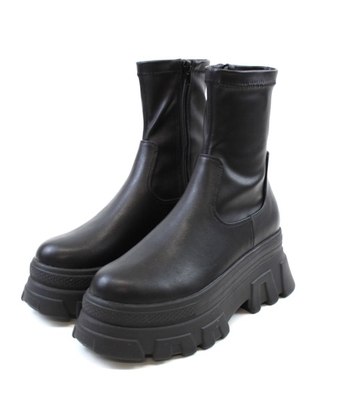 VIVIAN(ヴィヴィアン)の「極盛り厚底トラックソールストレッチショートブーツ(ブーツ・レディース・ブラック/シルバー・S/M/L)」の11枚目の写真