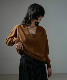 SALON adam et rope' | カシミア深Vネックニットプルオーバー(ニット/セーター)