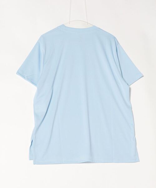UNDER ARMOUR（アンダーアーマー）の「アンダーアーマー  UAテック オーバーサイズド Tシャツ（Tシャツ/カットソー・レディース・ブラック/ブルー・S/M/L）」の3枚目の写真