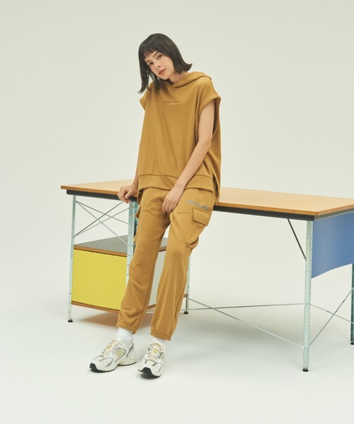 NEW BALANCE(ニューバランス)の「【New Balance for emmi】MR530(スニーカー・レディース・ホワイト・22.5cm/23cm/23.5cm/24cm/24.5cm/25cm)」の8枚目の写真