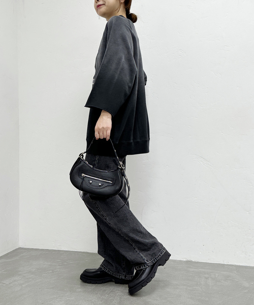 U by SPICK&SPAN（ユーバイスピックアンドスパン）の「【SCREEN STARS/スクリーンスターズ】 20/ソウテンジク ビッグプルオーバー（Tシャツ/カットソー・レディース・サックスブルー/ネイビー/グリーン/ライトグレー/ブラック系その他・FREE）」の11枚目の写真