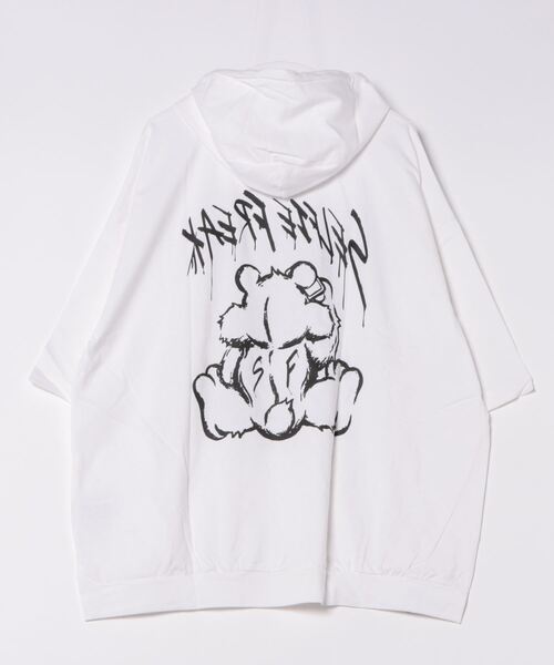 STYLISE(スタイライズ)の「【TIMELY WARNING】SELFIE BEAR SP BIG TEEPK(パーカー・メンズ・ブラック/ブルーグレー/ホワイト・ONESIZE)」の4枚目の写真