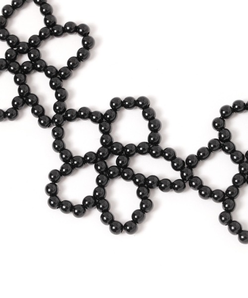 niko and...（ニコアンド）の「フラワービーズ襟ネックレス（ネックレス・レディース・ホワイト/グレー/ブラック・0）」の5枚目の写真