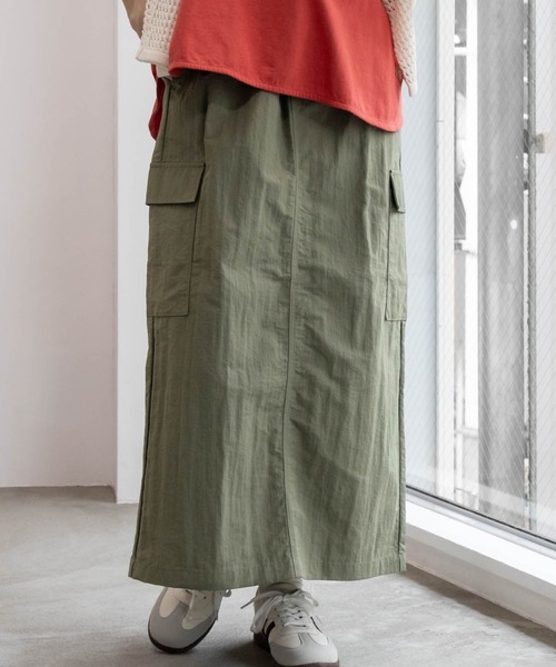 Dickies(ディッキーズ)の「Dickies ナイロンカーゴスカート(スカート・レディース・ブラック/カーキ・M/L)」の2枚目の写真