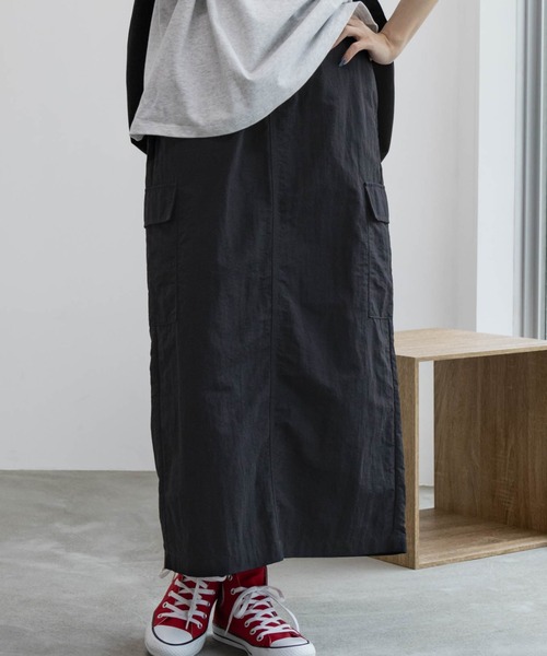 Dickies(ディッキーズ)の「Dickies ナイロンカーゴスカート(スカート・レディース・ブラック/カーキ・M/L)」の1枚目の写真