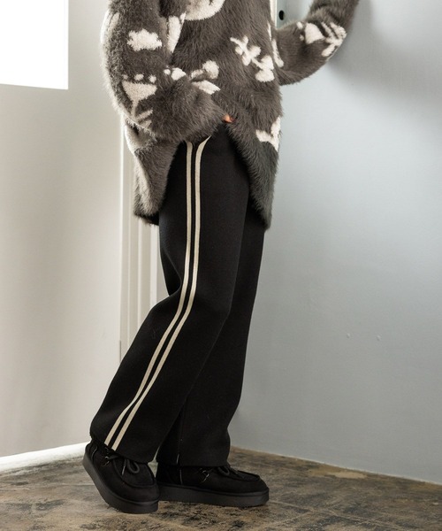 niko and...(ニコアンド)の「なめらかタッチニットパンツ(その他パンツ・レディース・ライトベージュ/ホワイト/ブラック/ベージュ/オレンジ/チャコール/ダークグレー/ブラウン・LARGE/MEDIUM)」の3枚目の写真