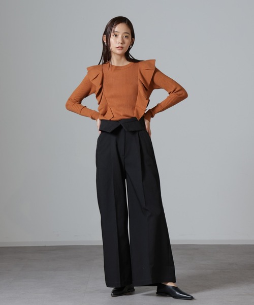 NANO universe（ナノユニバース）の「フリルディティールリブニット（ニット/セーター・レディース・ライトベージュ/ブラック/キャメル・FREE）」の6枚目の写真