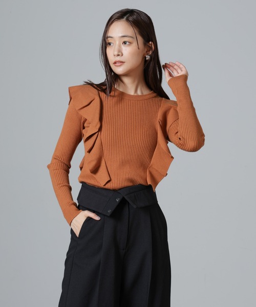 NANO universe（ナノユニバース）の「フリルディティールリブニット（ニット/セーター・レディース・ライトベージュ/ブラック/キャメル・FREE）」の4枚目の写真