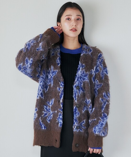 THE SHOP TK （ザ ショップ ティーケー ）の「◆【洗えるライトアウター】フラワージャカードカーディガン（カーディガン/ボレロ・レディース・ブルーグリーン/ブラウン系その他5/ベージュ系4・99）」の4枚目の写真