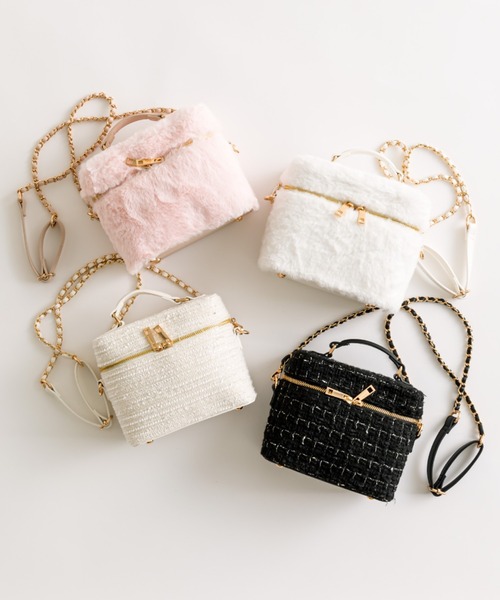 OLIVE des OLIVE（オリーブデオリーブ）の「Aimerianejoieバニティーバッグ（ショルダーバッグ・レディース・オフホワイト/ブラック/ピンク/ホワイト・FREE）」の5枚目の写真