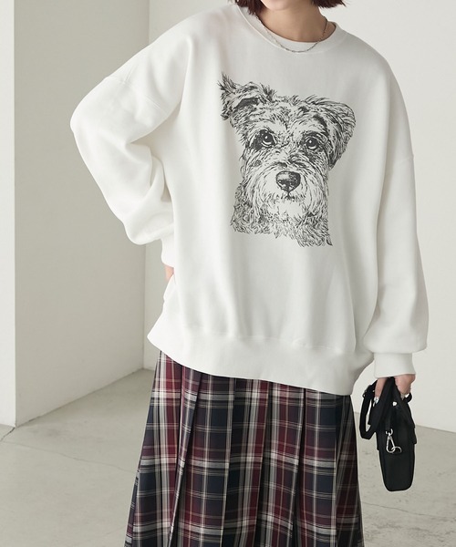 BONLECILL(ボンルシール)の「DOG線画プリントオーバースウェットプルオーバー(スウェット・レディース・オフホワイト/オートミール/ブルー/グレー系その他/ホワイト系1・FREE)」の7枚目の写真