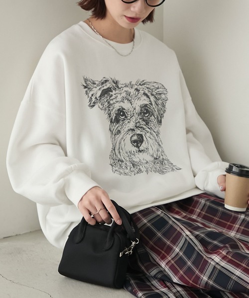 BONLECILL(ボンルシール)の「DOG線画プリントオーバースウェットプルオーバー(スウェット・レディース・オフホワイト/オートミール/ブルー/グレー系その他/ホワイト系1・FREE)」の14枚目の写真