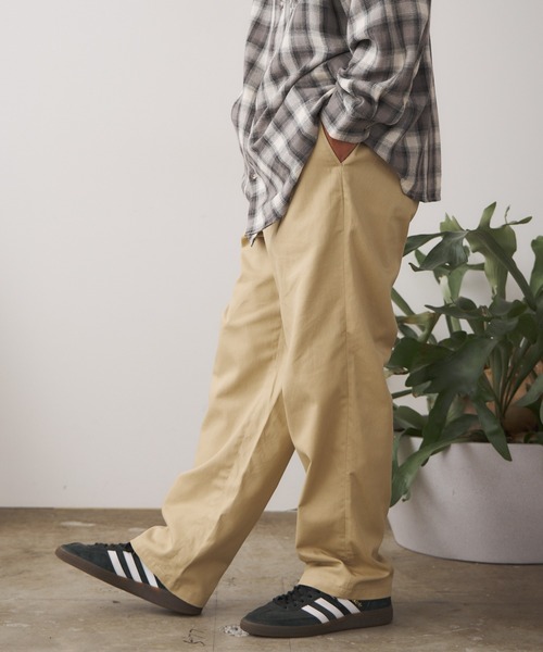 ROOPTOKYO(ループトウキョウ)の「ワンタックワイドバギーパンツ(チノパンツ・メンズ・ベージュ/カーキ/ダークネイビー/ブラック・マルチサイズ)」の10枚目の写真
