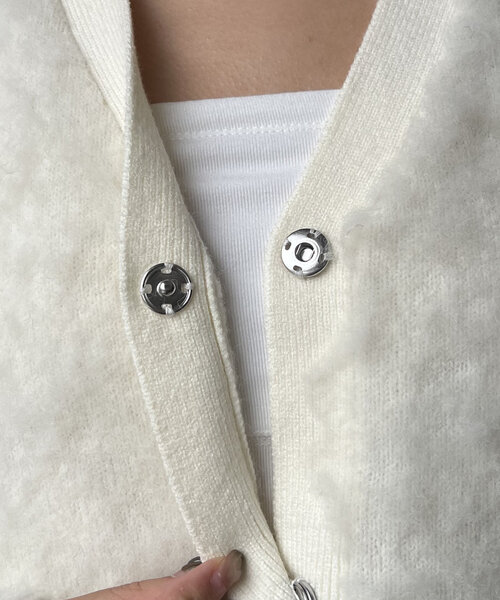 CAPRICIEUX LE'MAGE（カプリシューレマージュ）の「【shio企画】フラッフィーショートカーディガン（カーディガン/ボレロ・レディース・オフホワイト/ピンク/ブラウン/チャコールグレー・FREE）」の21枚目の写真