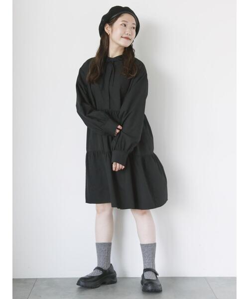 ehka sopo（エヘカソポ）の「リボンタイ付ティアードミニワンピース（ワンピース・レディース・モカ/ブラック/オフホワイト・F）」の5枚目の写真