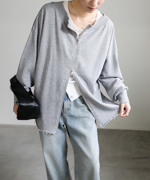 select MOCA（セレクトモカ）の「オフショルダーダブルジップトップス